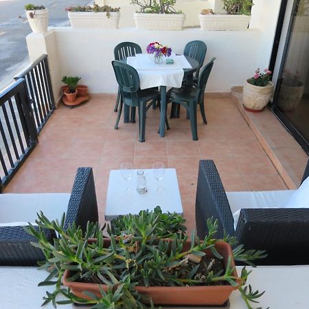 Seafront Maisonette Ocean Views & Terrace เมลลิฮา ภายนอก รูปภาพ